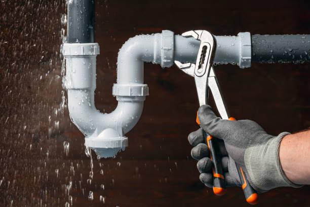 Professional Gas Line Repair technician working in Cedar Grove, WI